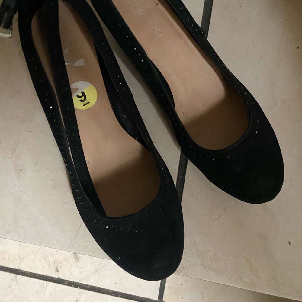 Black velvet wedges